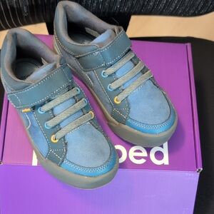 Pediped Boys Shoes Dani Navy Blue Size 12-12.5. EU 29